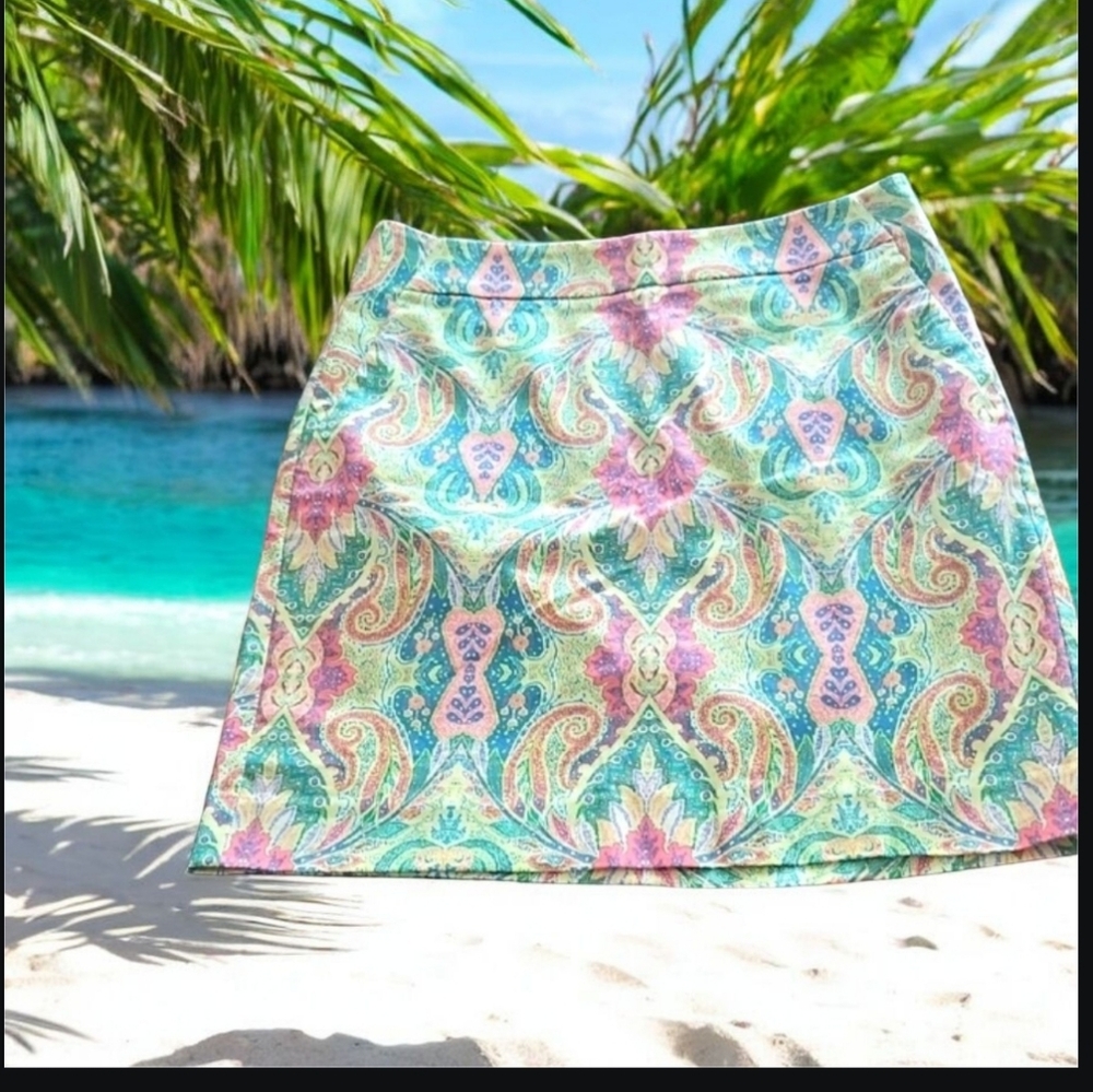 ANN TAYLOR Madison Skirt Fantasy Paisley Zip Back Colorful. Size 2P Colorful